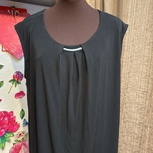 TAHARI, sleeveless onyx black trapezoid silhouette midi cocktail dress. Size XL.